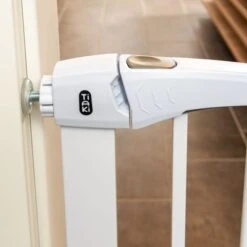 Barrera Blanca TIAKI Con 7 Cm De Extensión Para Perros 18 Barrera Blanca TIAKI Con 7 Cm De Extensión Para Perros -Mascota Suministros Ventas 334597 tiaki dog gate white fg 8192 7